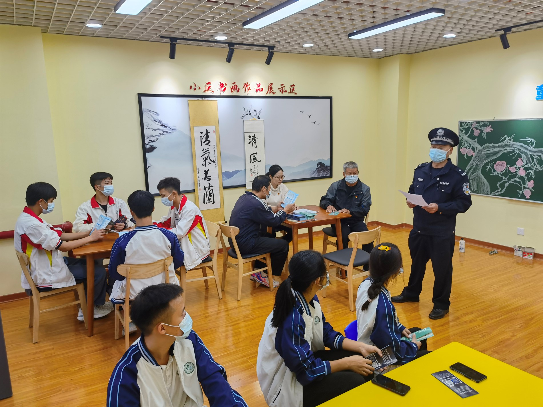 “反诈防骗，我们在行动”宣讲.jpg