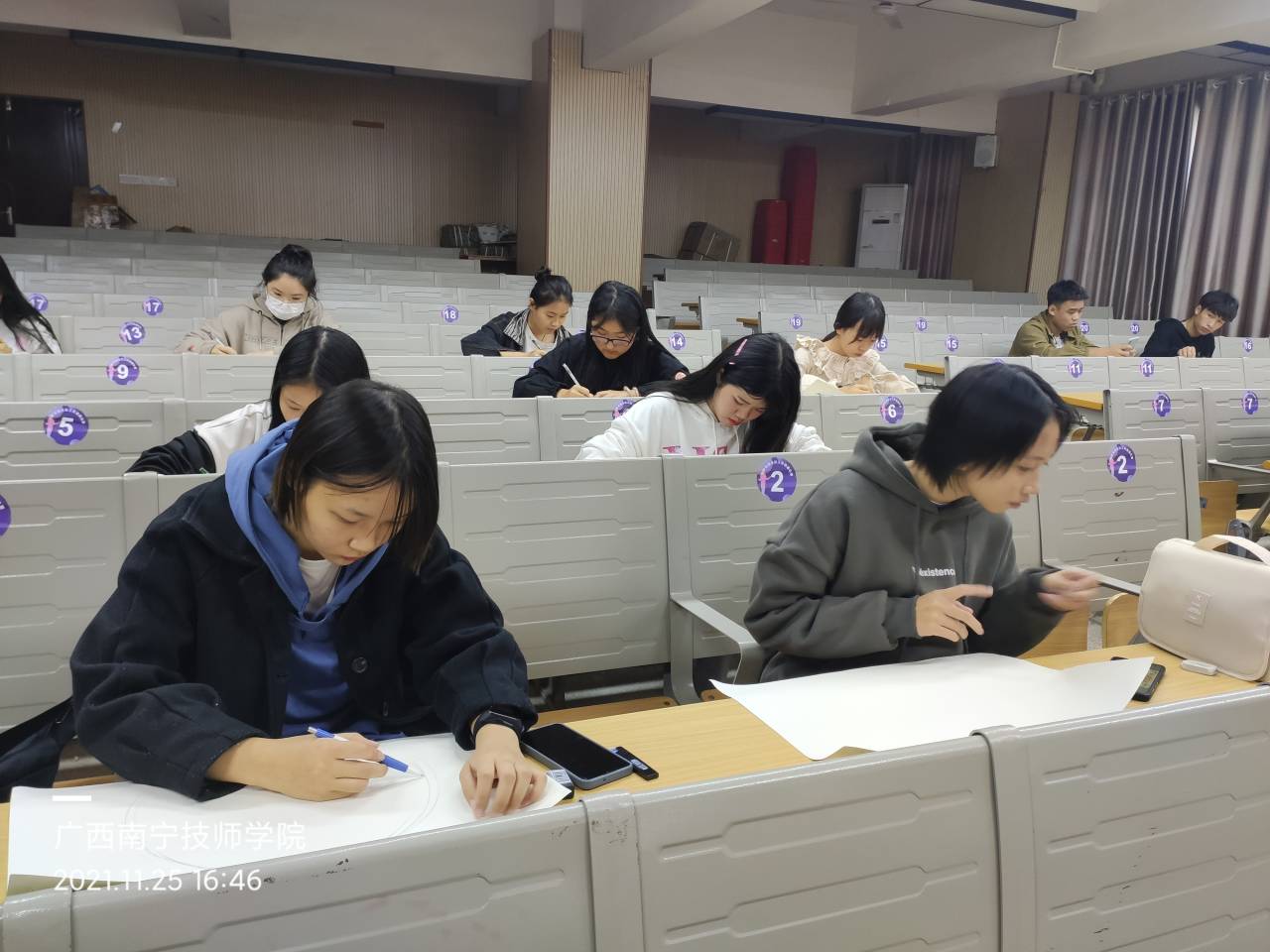 信息技术系书画比赛-2a793f0436e8273e.jpg