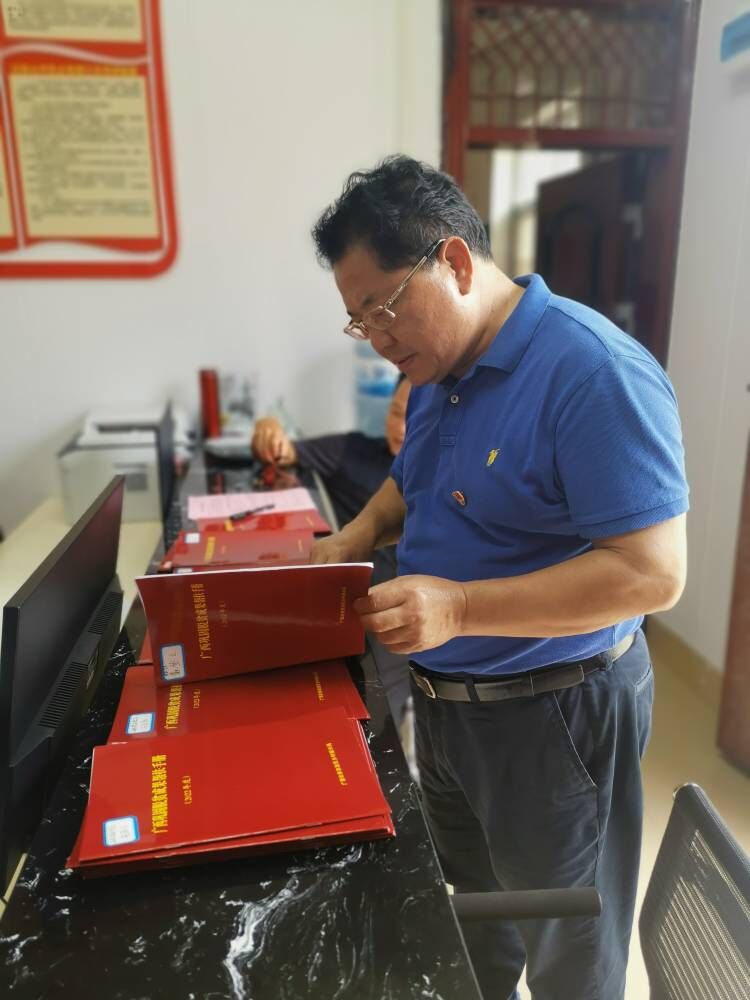 (1TTY~PLV`P_9)8V}7L}{_8.jpg (1TTY~PLV`P_9)8V}7L}{_8.jpg