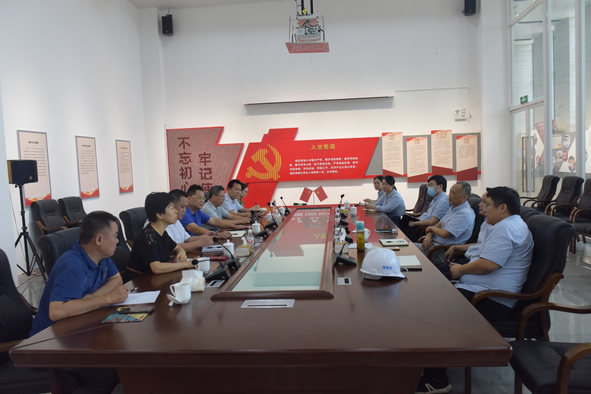 QJS_4497.JPG QJS_4497.JPG