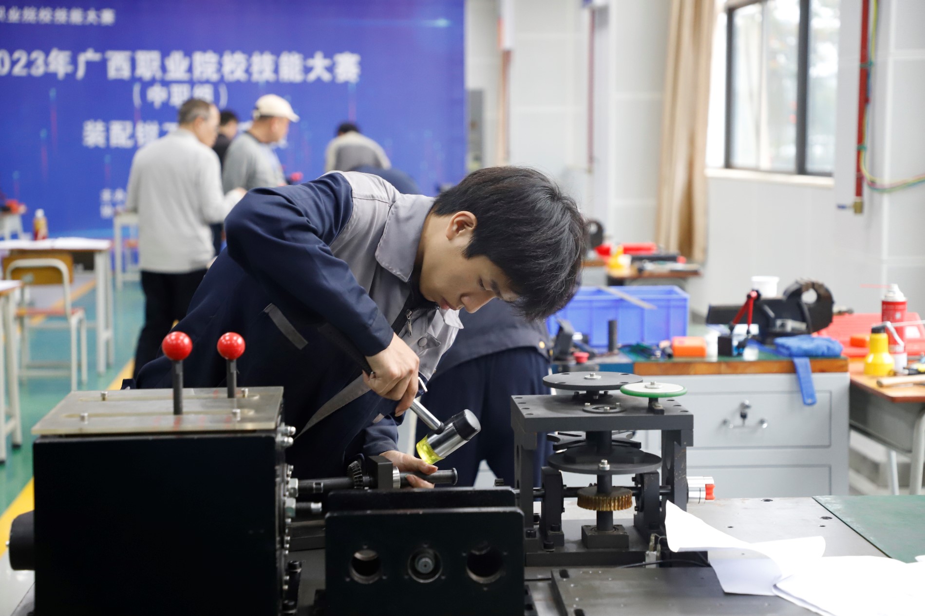 图为比赛现场 (1).JPG