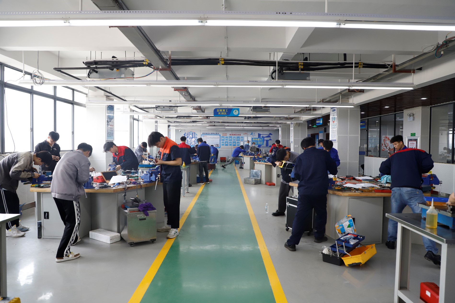 图为比赛现场 (2).JPG